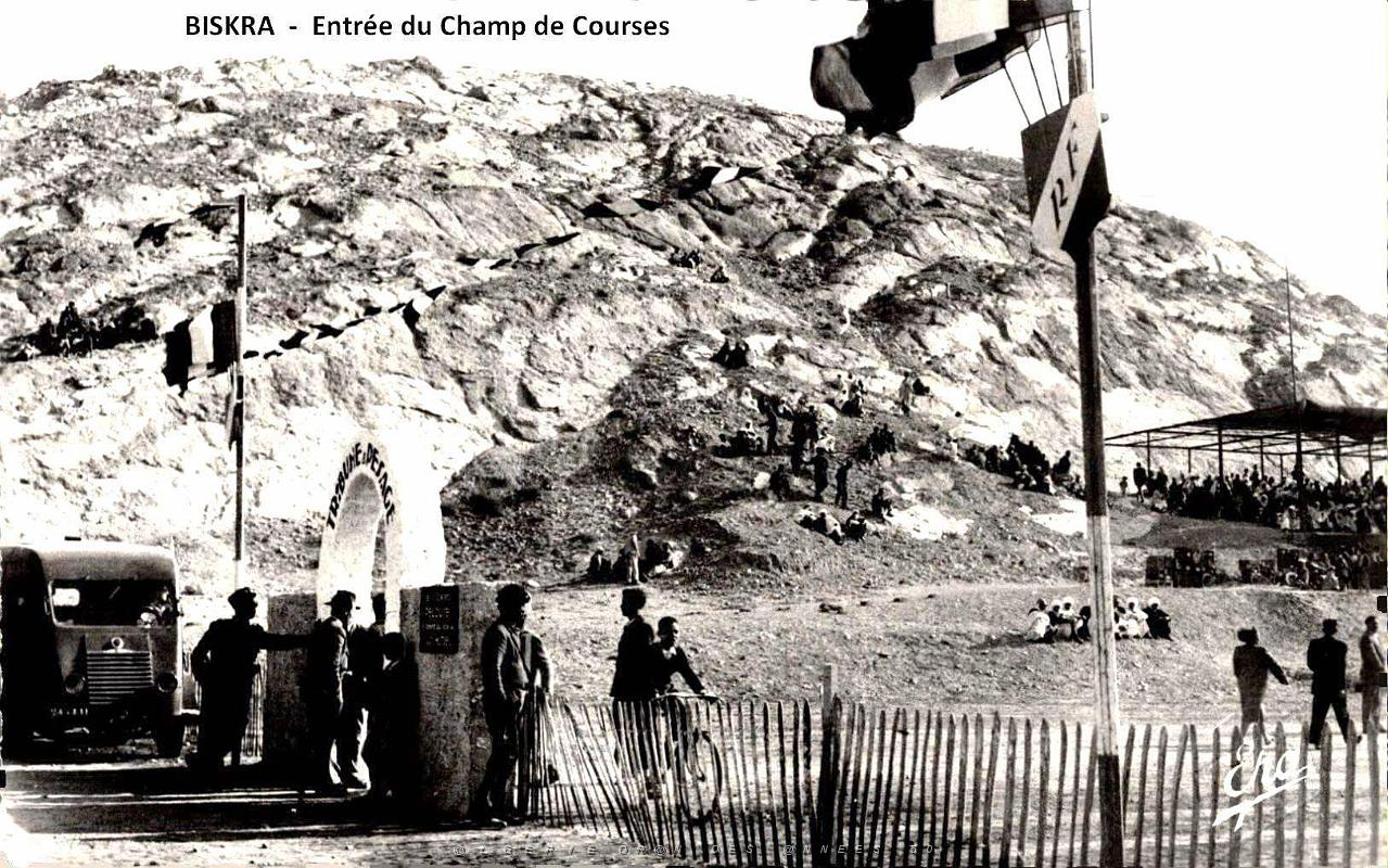 Biskra - Entree du champ de courses.jpg